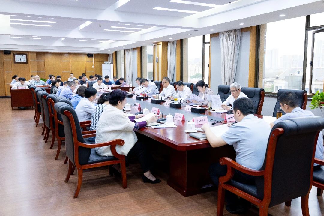 省检察院召开党组（扩大）会传达学习政法领导干部专题研讨班精神