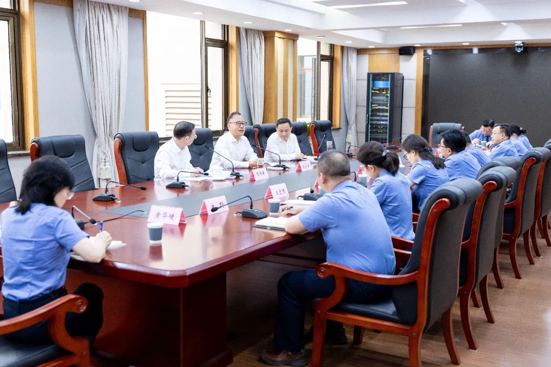 湖北省检察院召开新任职处级领导干部集体谈话会