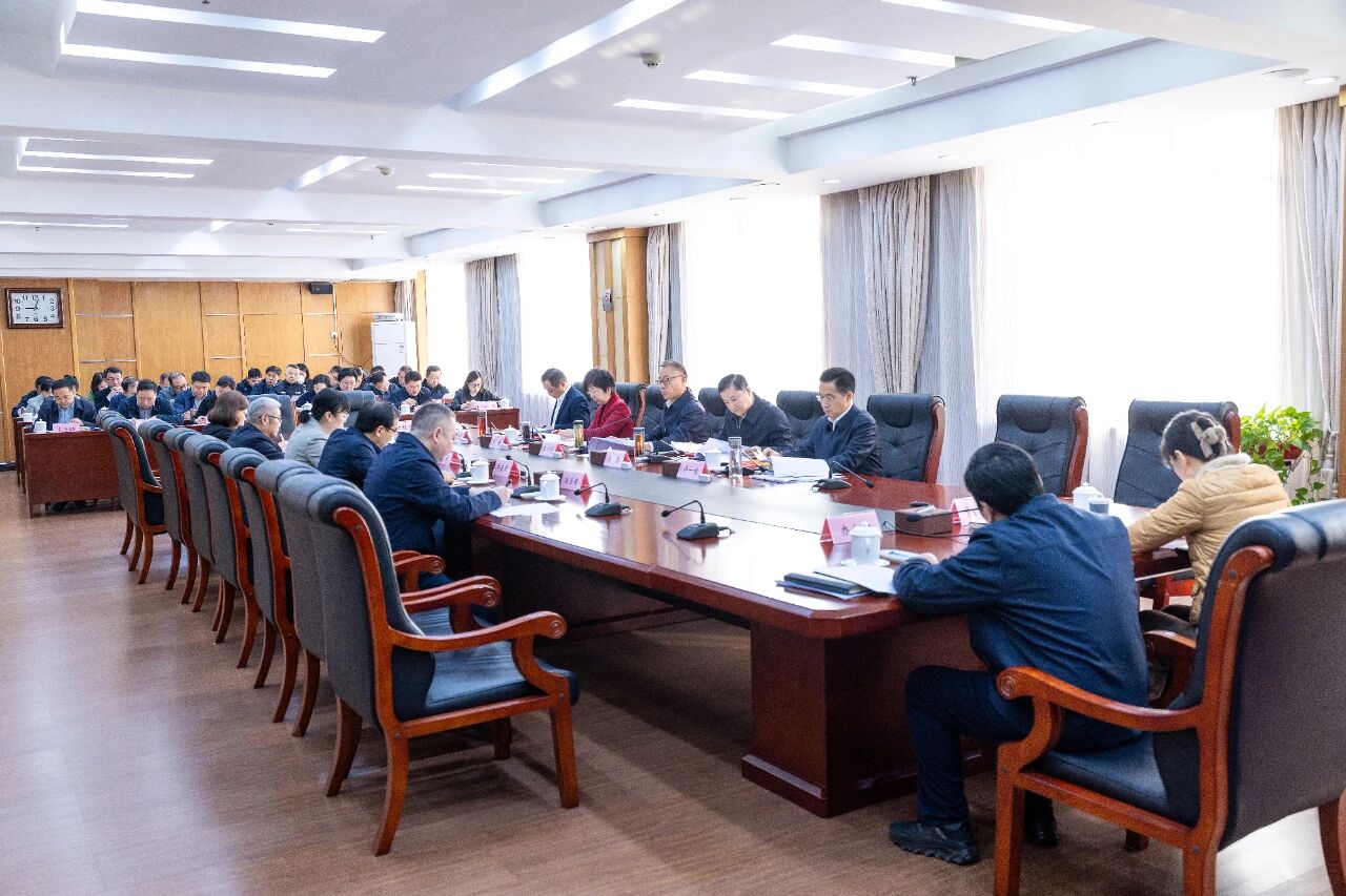 省检察院召开党组（扩大）会传达学习省委十二届十一次全会精神